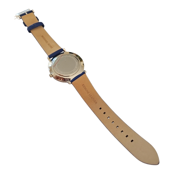 Michael Kors Women's Pyper Quartz Stainless Steel/Blue Leather Watch MK2845 NIB - Picture 5 of 7